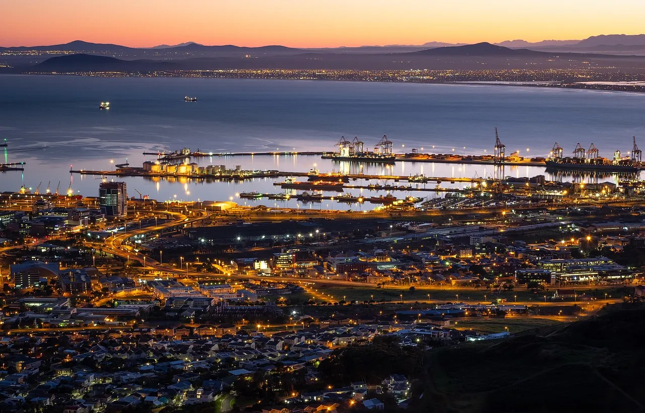 Professional chauffeur and executive car service in Cape Town, South Africa