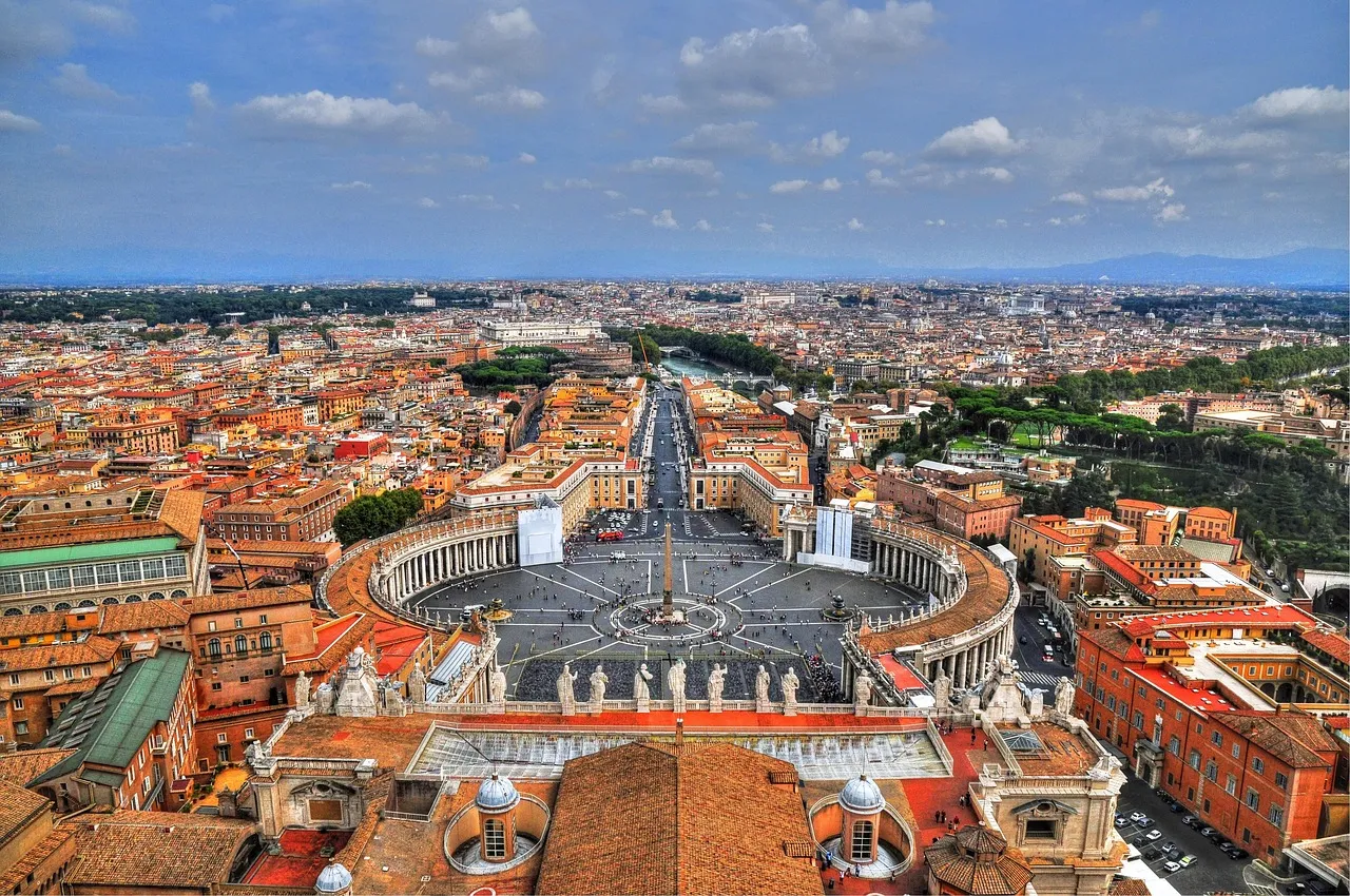 Flight-tracked airport car service at Rome Fiumicino Airport (FCO) in Rome