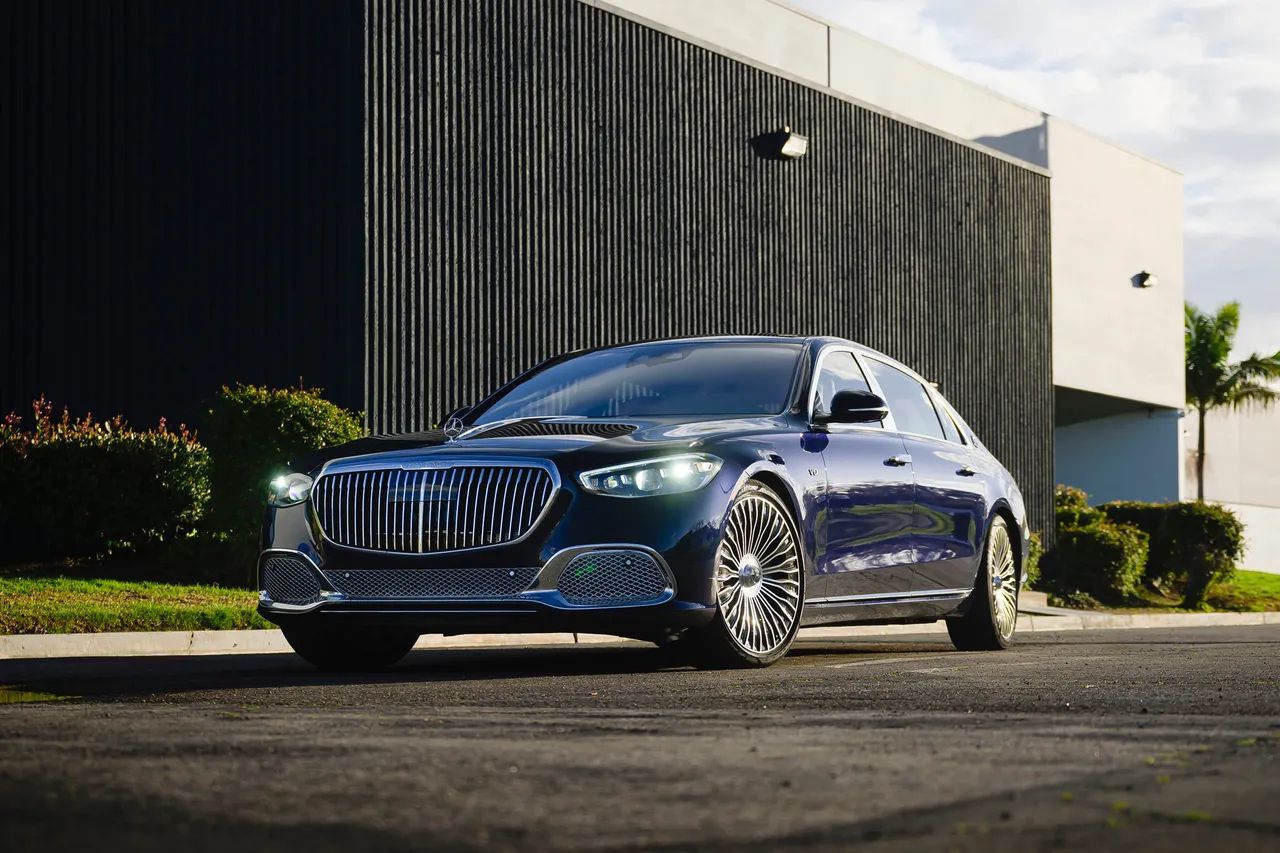 First-Class Sedan — Exterior — BNG Worldwide Chauffeur Services executive fleet vehicle