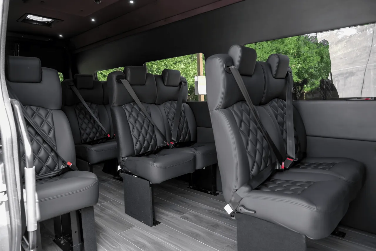 Mercedes Sprinter Van Detail thumbnail