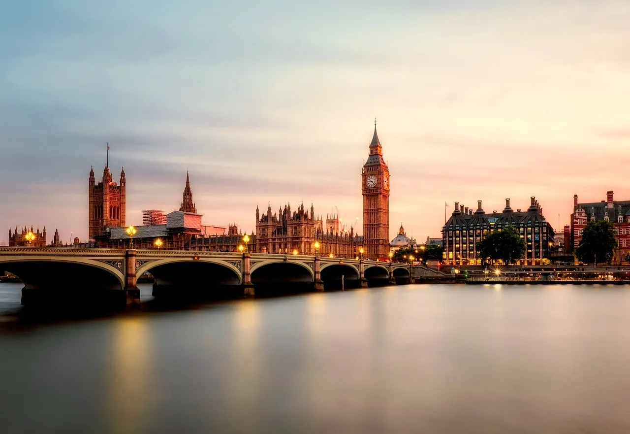 Professional chauffeur and executive car service in London, United Kingdom