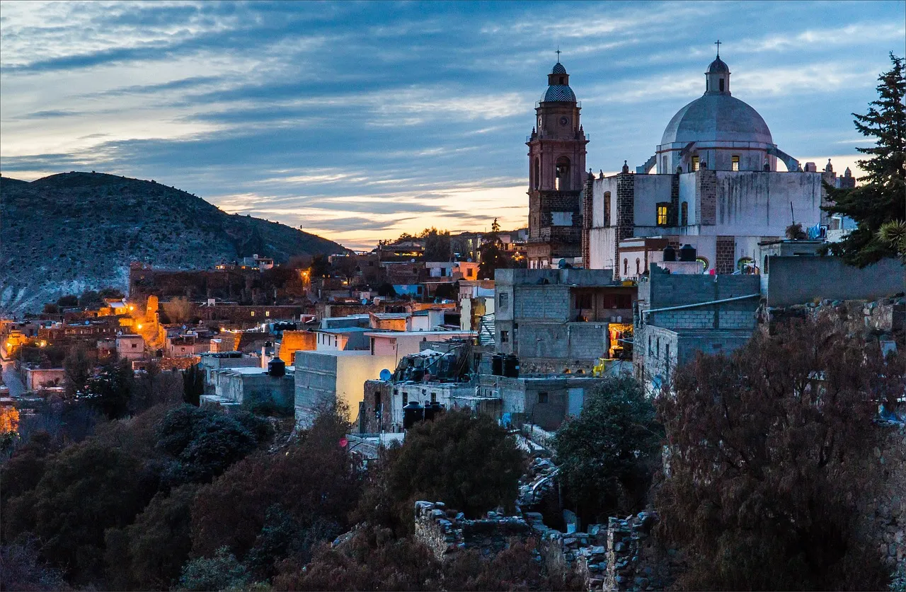 Professional chauffeur and executive car service in Mexico City, Mexico