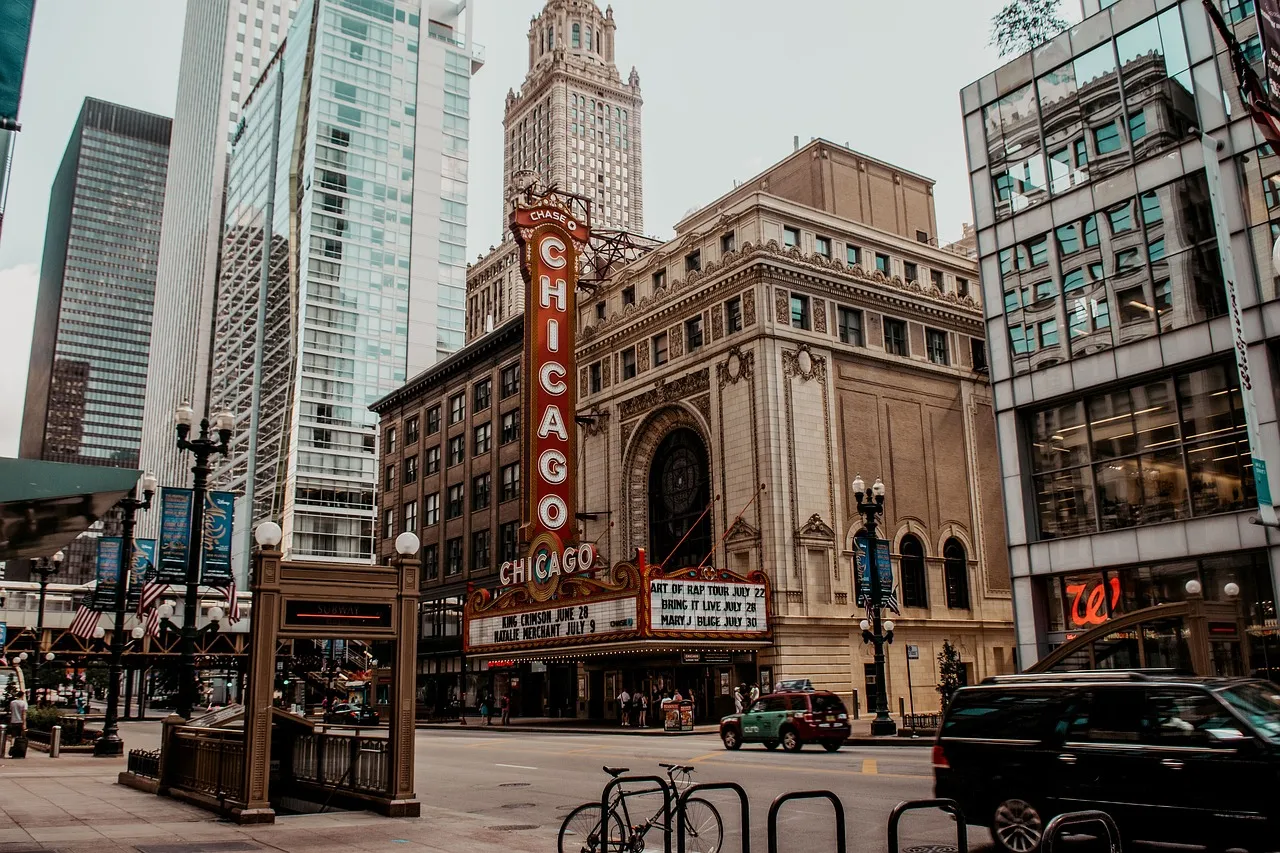 Flight-tracked airport car service at Chicago O'Hare International Airport (ORD) in Chicago