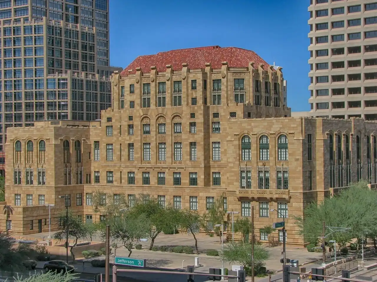 Professional chauffeur and executive car service in Phoenix, United States